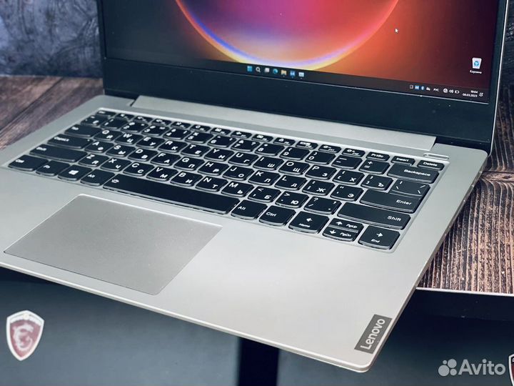 Lenovo ideapad i5-1035g1/256gb ssd