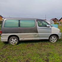 Toyota Touring Hiace 3.0 AT, 2000, 400 000 км, с пробегом, цена 340 000 руб.