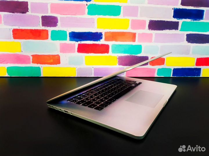 Macbook на M1/i5/i7 + M1/Intel + Retina