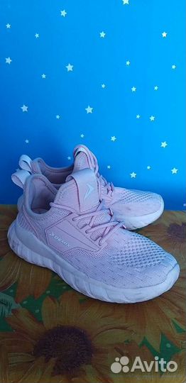 Кроссовки детские оригинальные