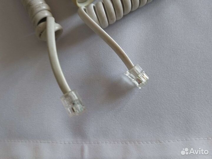 Сетевой шнур для подсоединения устройств в сеть