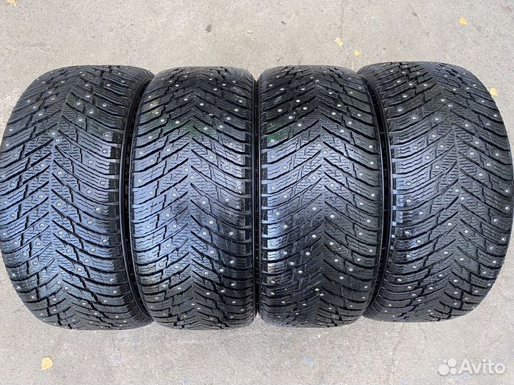 Nokian Tyres Hakkapeliitta 10p 235/45 R18