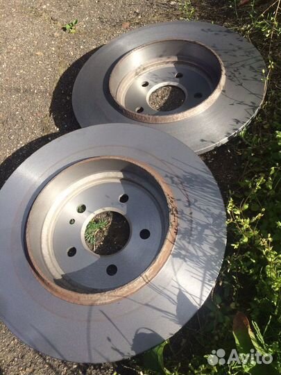 Задние тормозные диски W163 (оригинал - 331 мм.)