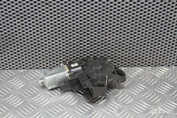 Моторчик стеклоподъемника Ford Focus 2