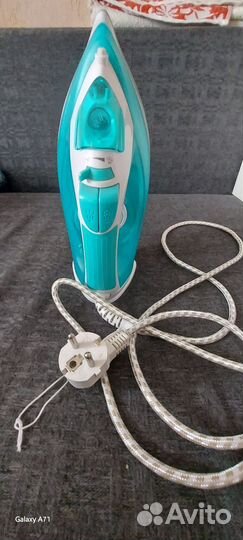 Утюг новый scarlett