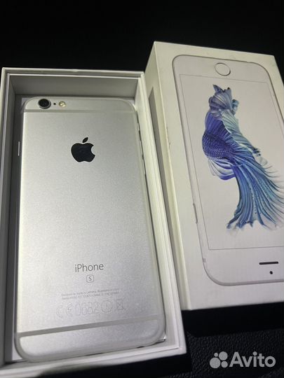 Телефон iPhone 6s