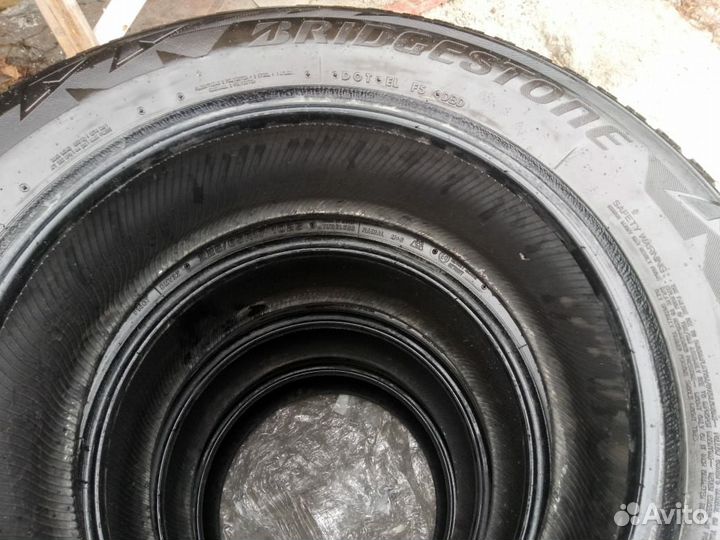 Bridgestone Blizzak DM-V2 225/65 R17 102S