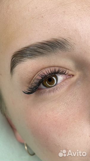 Наращивание ресниц / Брови