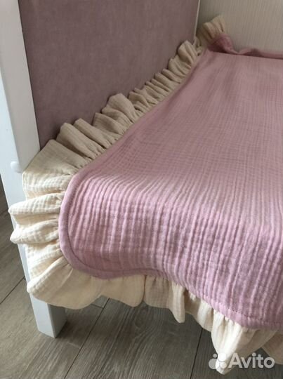 Детское постельное белье, пледы