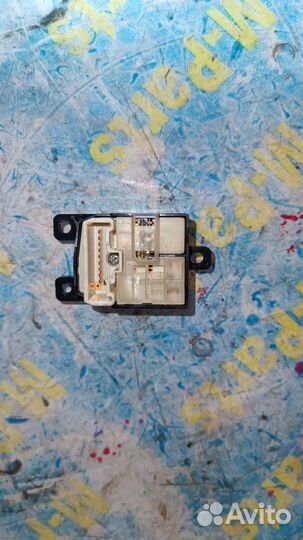 Блок управления зеркалами Mazda Atenza GG3S GG3P