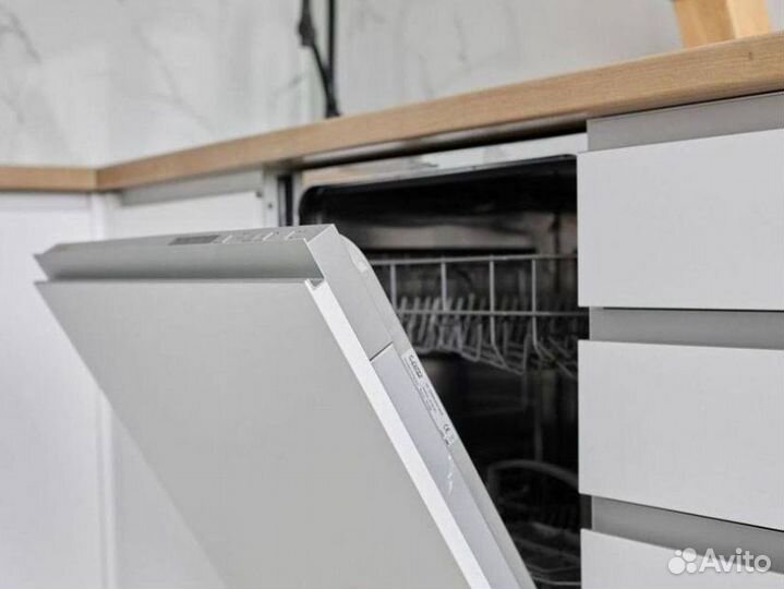 Мастер по сборке/установке кухни/врезка под ракови