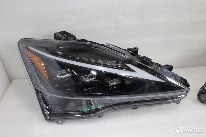 Lexus IS 2005-2013 Фары передние стиль 2021 D7FQ9