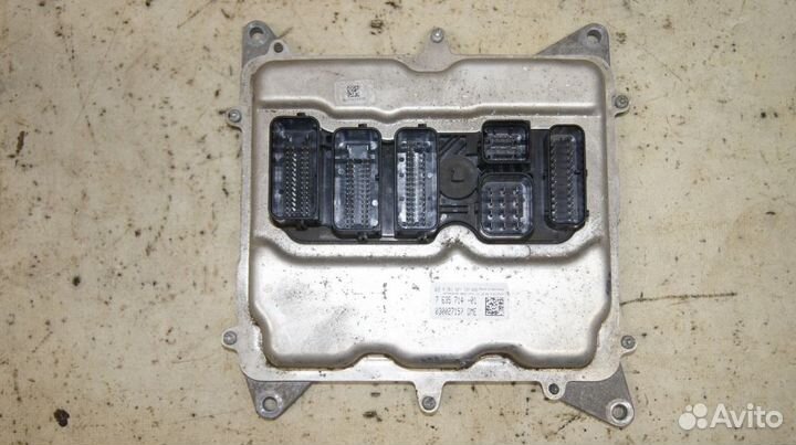 Блок DME BMW 520i F11