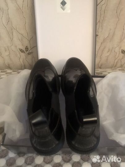 Ботинки мужские 41 размер новые