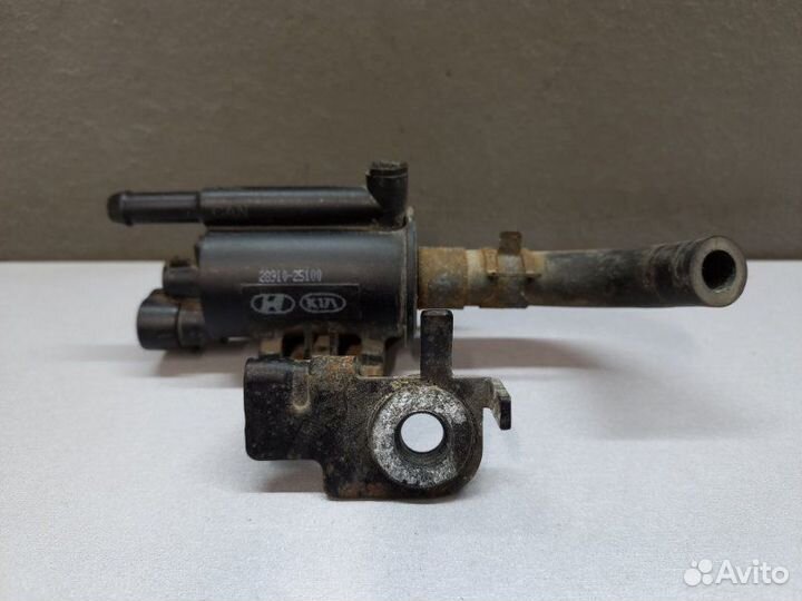 Электромагнитный клапан Kia Sorento G4KE 2014