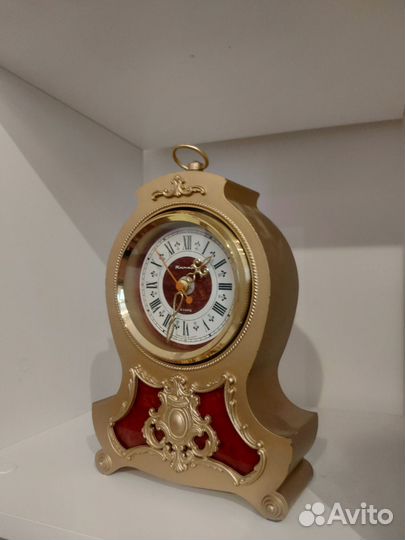 Часы настольные янтарь СССР