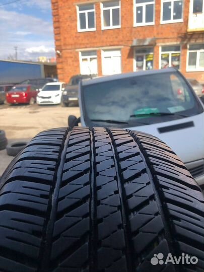 Bridgestone Dueler H/T 684II 265/65 R17 112S