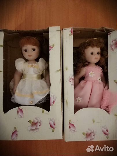 Продам фарфоровые куклы