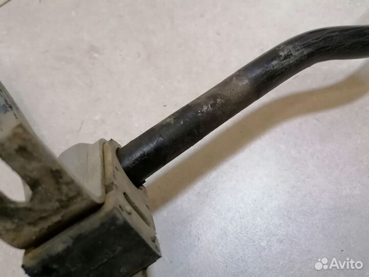 Стабилизатор передний Renault Megane II 2003-2009