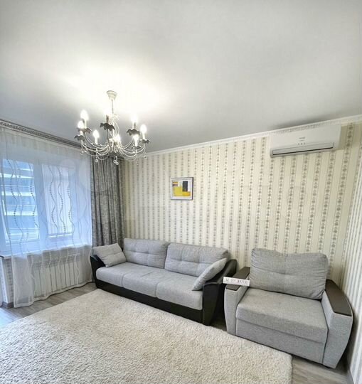 2-к. квартира, 50 м², 3/9 эт.