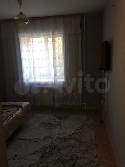 Комната 20 м² в 1-к., 1/3 эт.