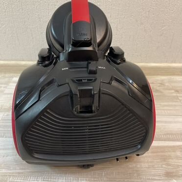 Пылесос Samsung Cyclone Force 390W