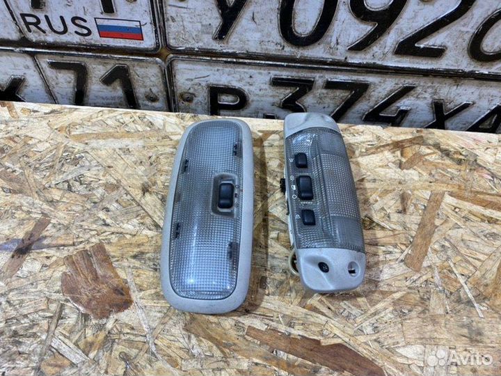 Плафон подсветки салона Ford Focus универсал 1.8