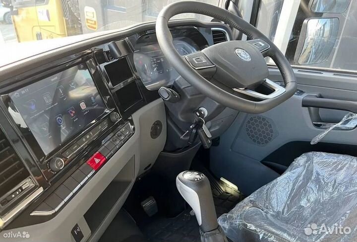 Shacman (Shaanxi) SX42586V385, 2023