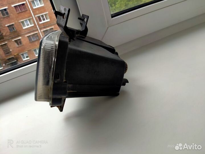 Противотуманная фара Джили Эмгранд ес7 седан