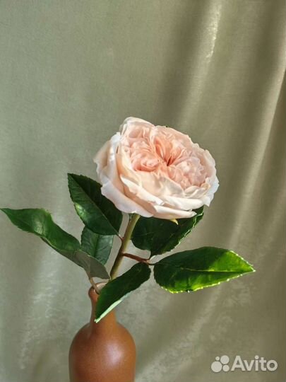 Роза ручной работы из холодного фарфора