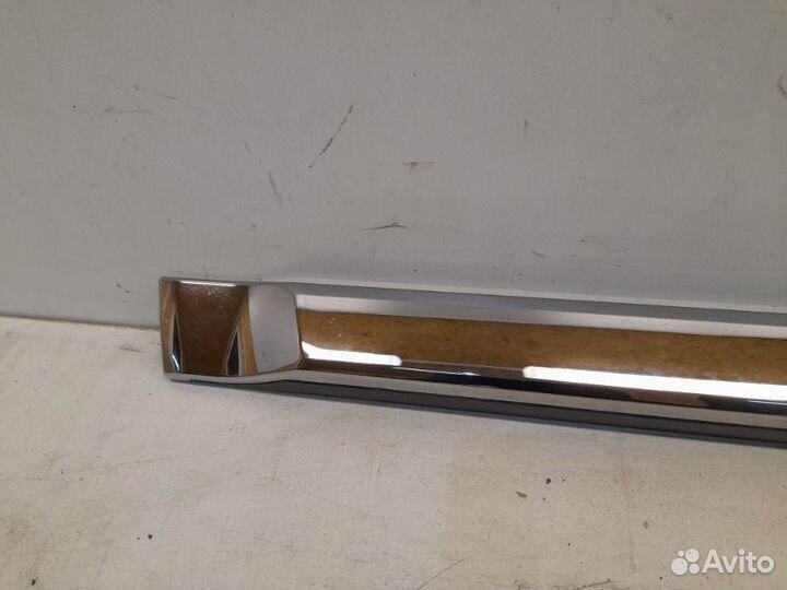 Молдинг двери задний левый Toyota Land Cruiser 200