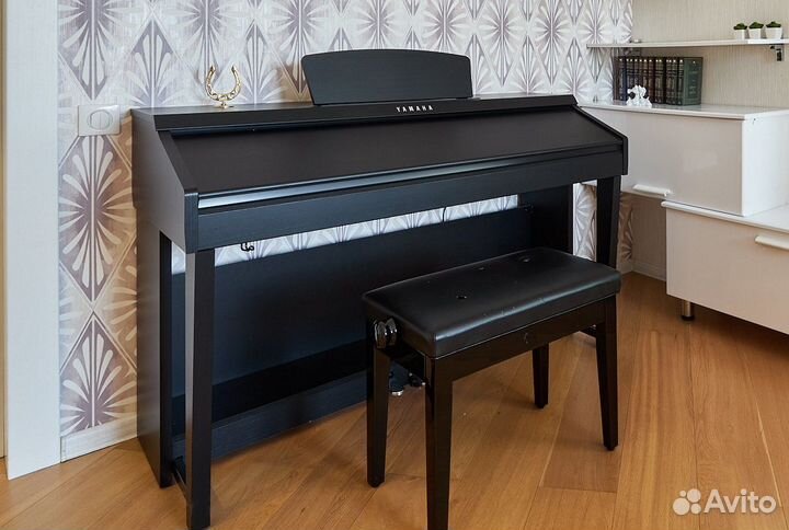 Цифровое пианино Yamaha CVP-601 P