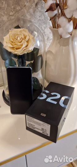 Samsung Galaxy S20, 8/128 ГБ