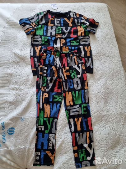 Костюм женский новый