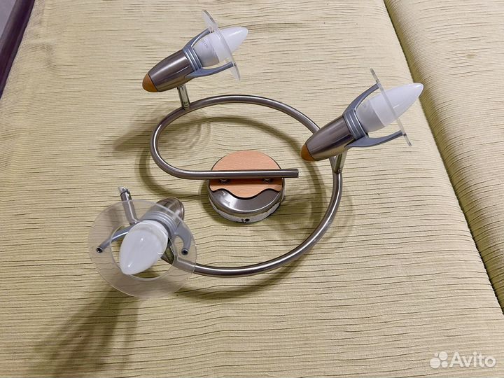 Светильники потолочные, 2 шт