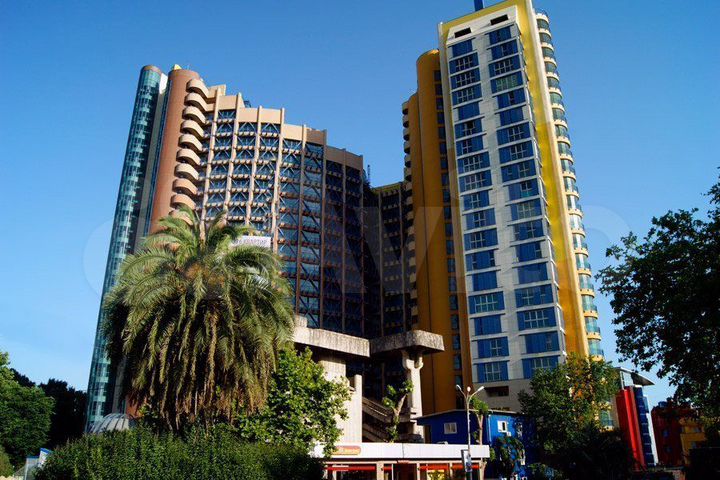 3-к. квартира, 112 м², 14/23 эт.