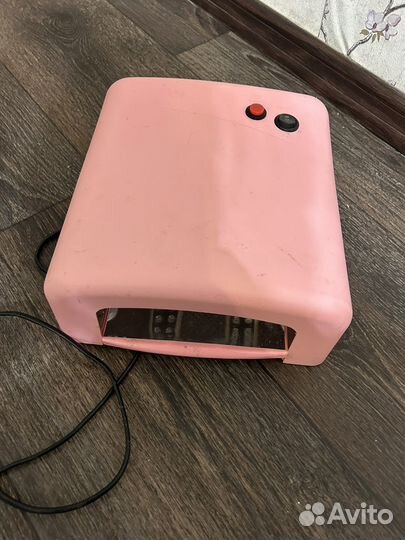 Лампа для сушки ногтей