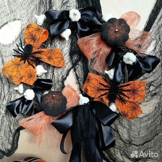 Венок на Хэллоуин