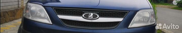 Решётка радиатора Ларгус