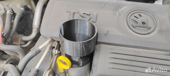 Воронка для залива масла vag