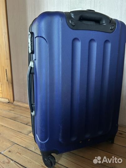 Чемодан на колесах