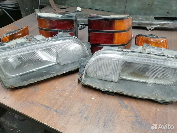 Фары Ford Scorpio