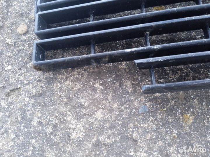 Решотка радиатора на ваз 2107