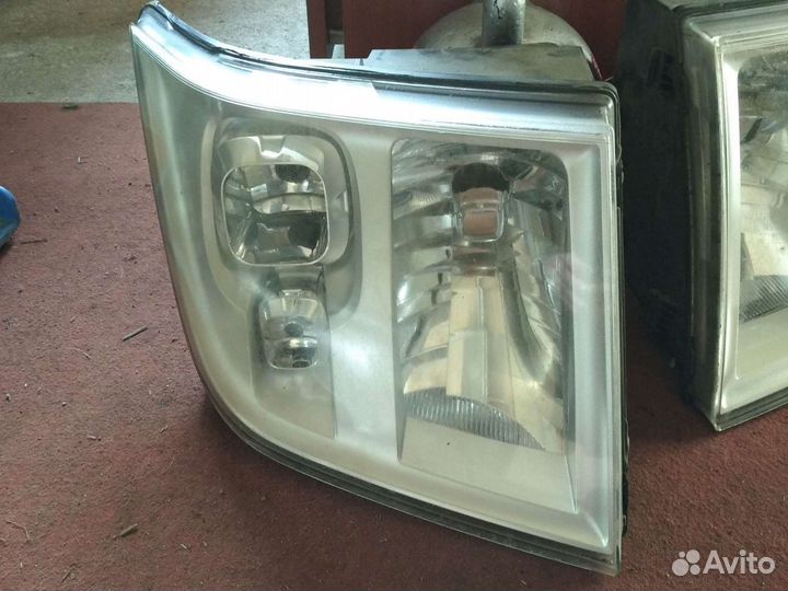 Фары Форд Транзит 06-14 г
