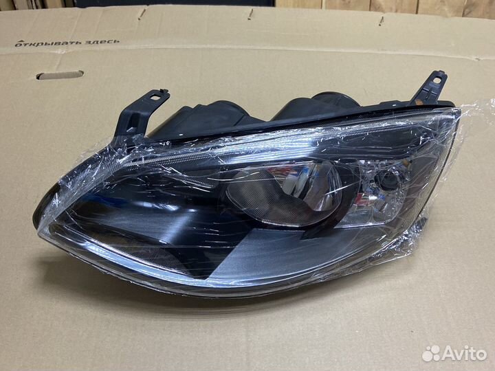 Фара передняя ваз