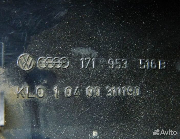 Кожух подрулевой VW Jetta 1