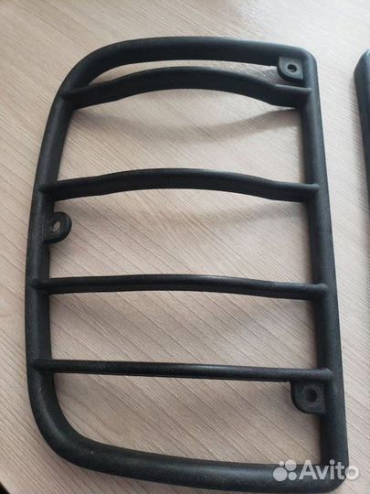 Накладки под задние фонари задние Land Rover