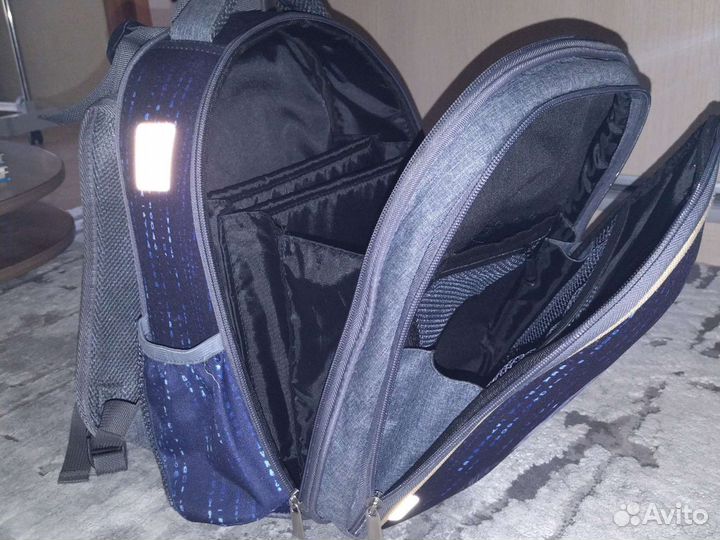 Рюкзак школьный для мальчика 1-4 класс