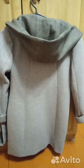Пальто женское демисезонное 44