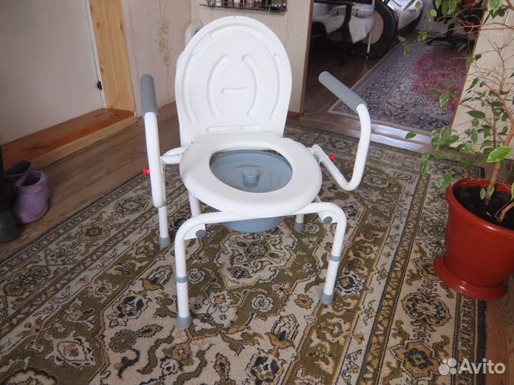 Стульчик для туалета